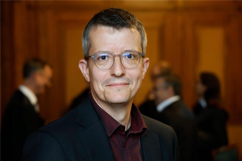 Henning Fischer beschäftigt sich beim Verbraucherzentrale Bundesverband (vzbv) mit Musterfeststellungsklagen. (Archivbild) Georg Wendt/dpa