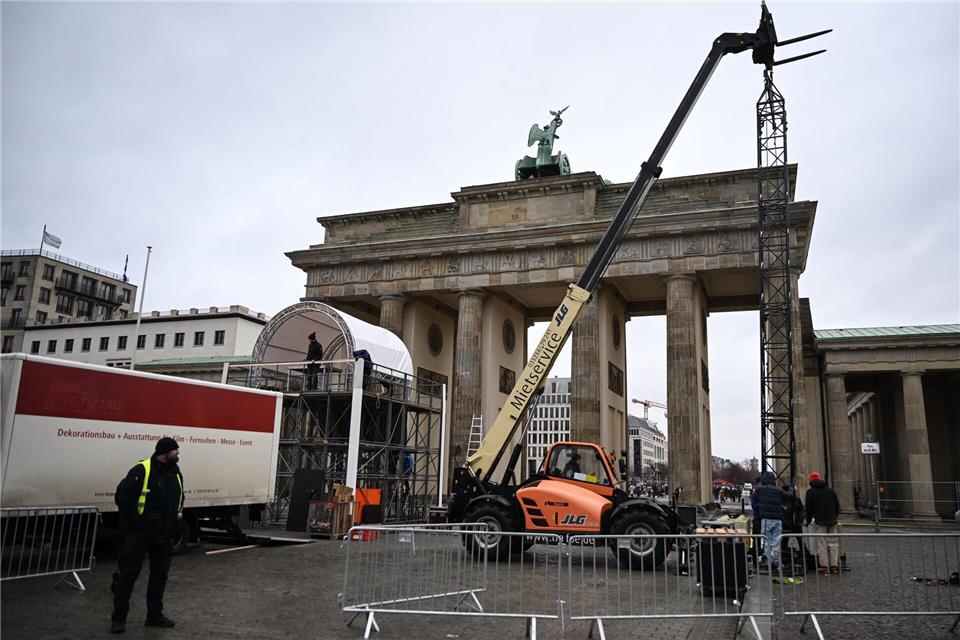 Herausforderungen für Berlin an Silvester: Neues Partykonzept und Appelle für mehr SicherheitBritta Pedersen/dpa