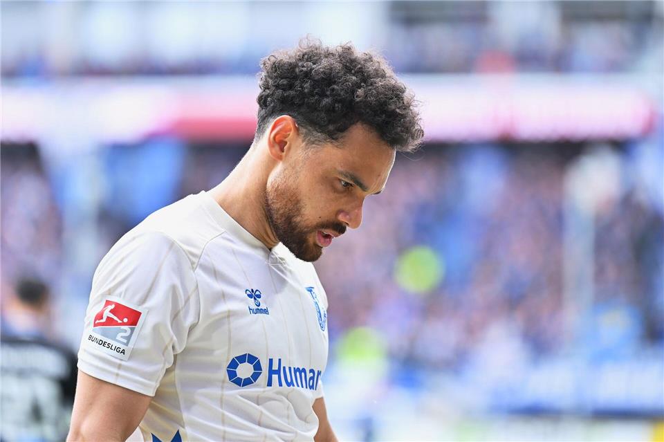 Herbert Bockhorn musste mit seinem Team vier Gegentreffer hinnehmen.Swen Pförtner/dpa