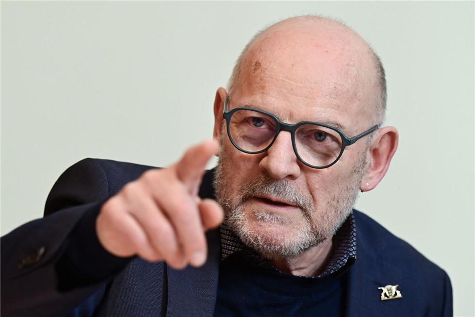 Verkehrsminister: Autobauer müssen in Zukunft investieren Hermann: „Es gibt keinen Rechtsanspruch auf zweistellige Renditen.“ (Archivbild)Bernd Weißbrod/dpa
