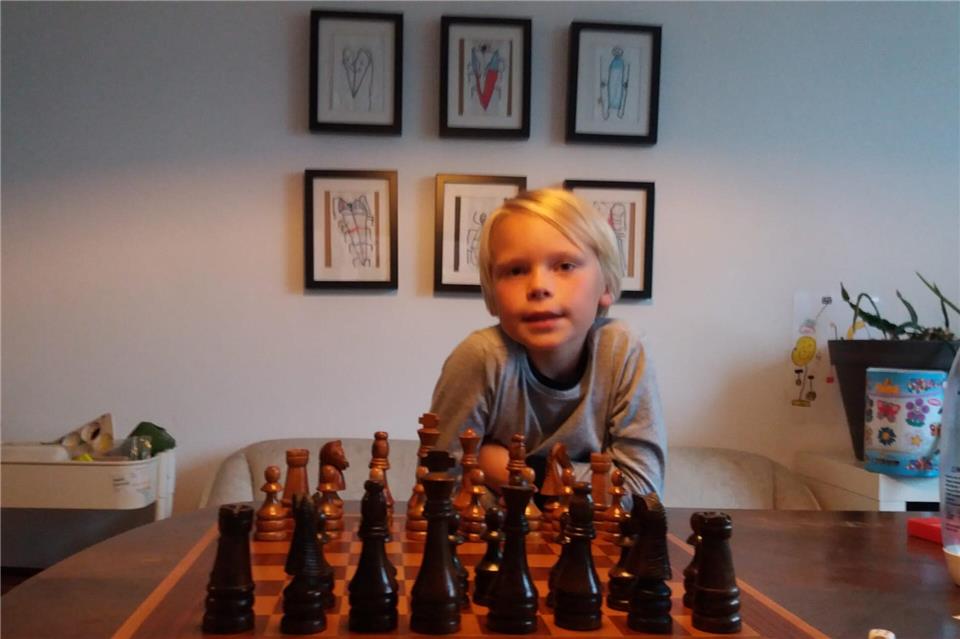 Hermann Finke spielt mit 13 Jahren bereits in der zweiten Schach-Mannschaft des Turnvereins Borken.