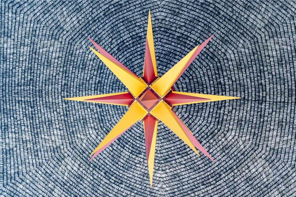 Herrnhuter Sterne sind auch in Tschechien gefragt. Robert Michael/dpa