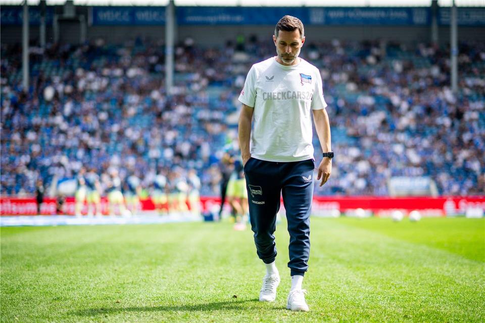 Hertha-Trainer Stefan Leitl war ob der Leistung seiner Mannschaft bedient.Julius Frick/dpa