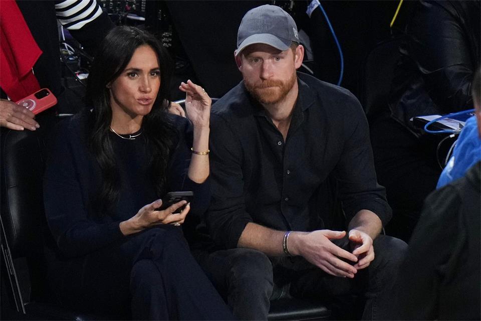 Herzogin Meghan und Prinz Harry wohnen mit ihren Kindern wieder in Großbritannien. (Archivbild)Jae C. Hong/AP/dpa