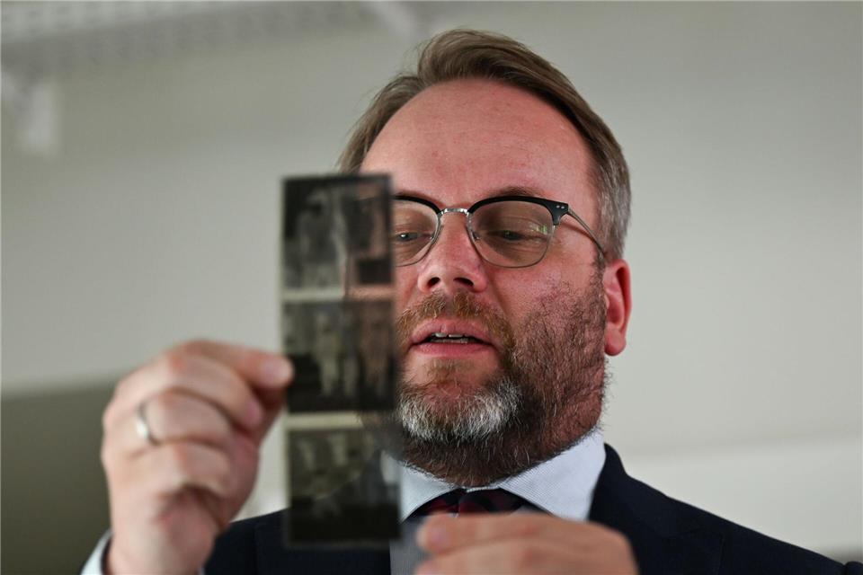 Hessens Kulturminister Timons Gremmels gibt bei der SPD einen Job auf - und übernimmt eine neue Aufgabe in der Partei. (Archivbild)Arne Dedert/dpa