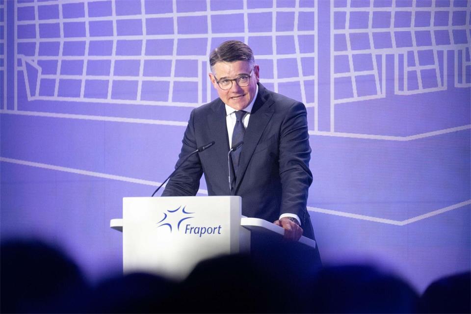Hessens Ministerpräsident Boris Rhein (CDU) ist vor mehreren Tagen für bilaterale Gesprächen von Frankfurt nach Indien geflogen. (Archivbild)Boris Roessler/dpa