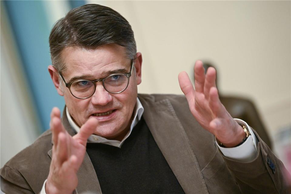 Hessens Ministerpräsident Rhein (CDU) bekräftigt: „Die deutsch-amerikanischen Beziehungen sind von großer Bedeutung für unsere Sicherheit, unsere Freiheit und unsere wirtschaftliche Stärke.“ (Archivbild)Arne Dedert/dpa