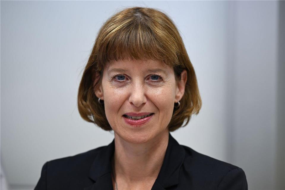 Hessens Sozialministerin Heike Hofmann stellt in Wetzlar die Landesstrategie gegen Wohnungslosigkeit vor. (Foto Archiv)Arne Dedert/dpa