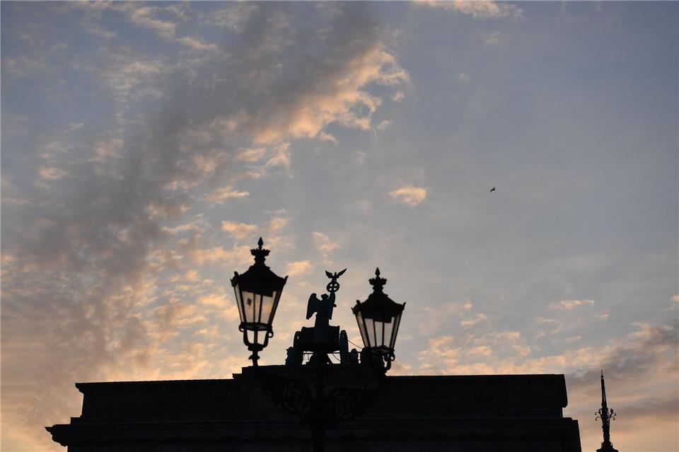 Heute wird es sonnig in Berlin und Brandenburg. (Archivbild)Paul Zinken/dpa