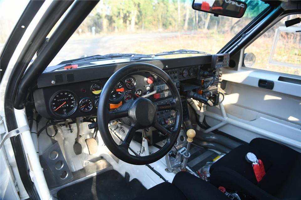 Hier fehlt ein Könner am Volant: Suchen Sie im Internet nach Videos mit Walter Röhrl am Steuer des Sport quattro S1 - Trips sondergleichen.Fabian Hoberg/dpa-tmn