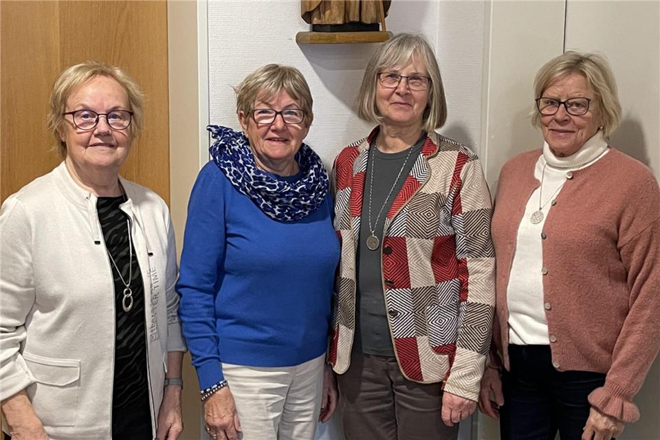 Hildegard Gülker, Christel Springer, Maria Hard und Maria Pass (von links) freuen sich auf viele weitere Treffen, auch wenn die kfd Erle nicht mehr existiert.