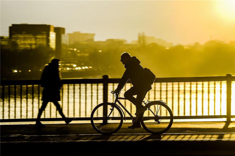 Hin, zurück, hin, zurück: Split Shifts sind in manchen Branchen üblich, müssen aber geregelt sein – meist per Tarifvertrag.picture alliance / dpa Themendienst