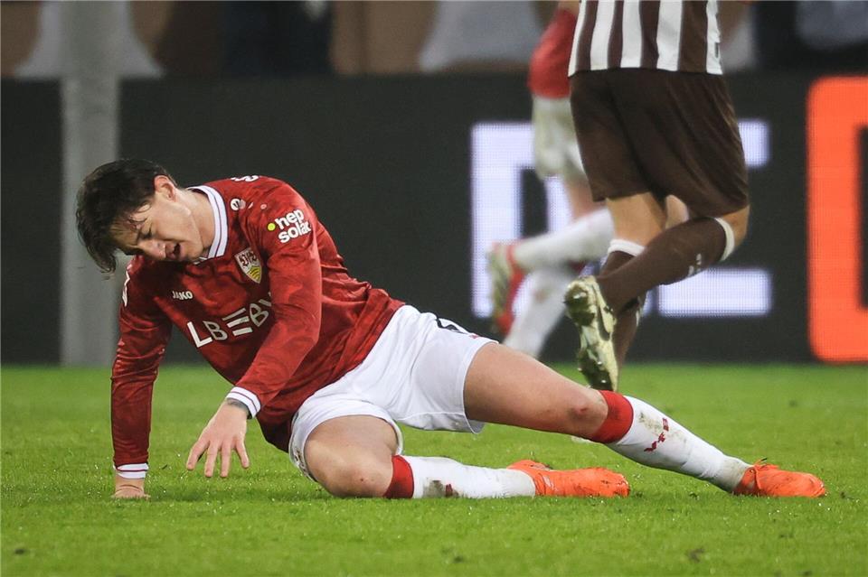 Hinter dem Einsatz von Angelo Stiller steht ein Fragezeichen. (Archivbild) Christian Charisius/dpa