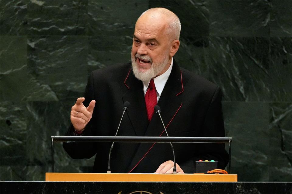 Hinter den Protesten gegen seine Regierung es sieht Albaniens Ministerpräsident Edi Rama Feinde der EU. (Archivbild)Seth Wenig/AP/dpa