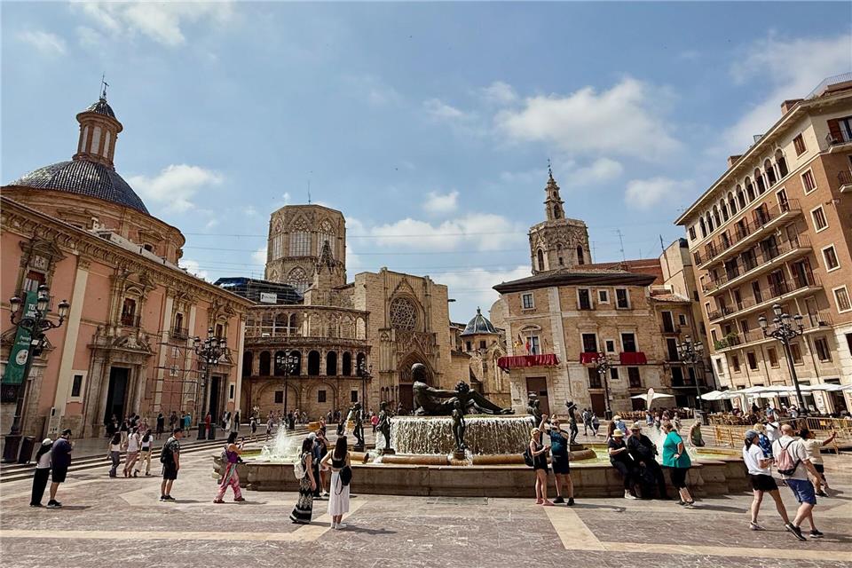 Historischer Ort: Am Plaza de la Virgen sollen die Römer vor rund 2.000 Jahren Valencia gegründet haben.Wolfgang Stelljes/dpa-tmn