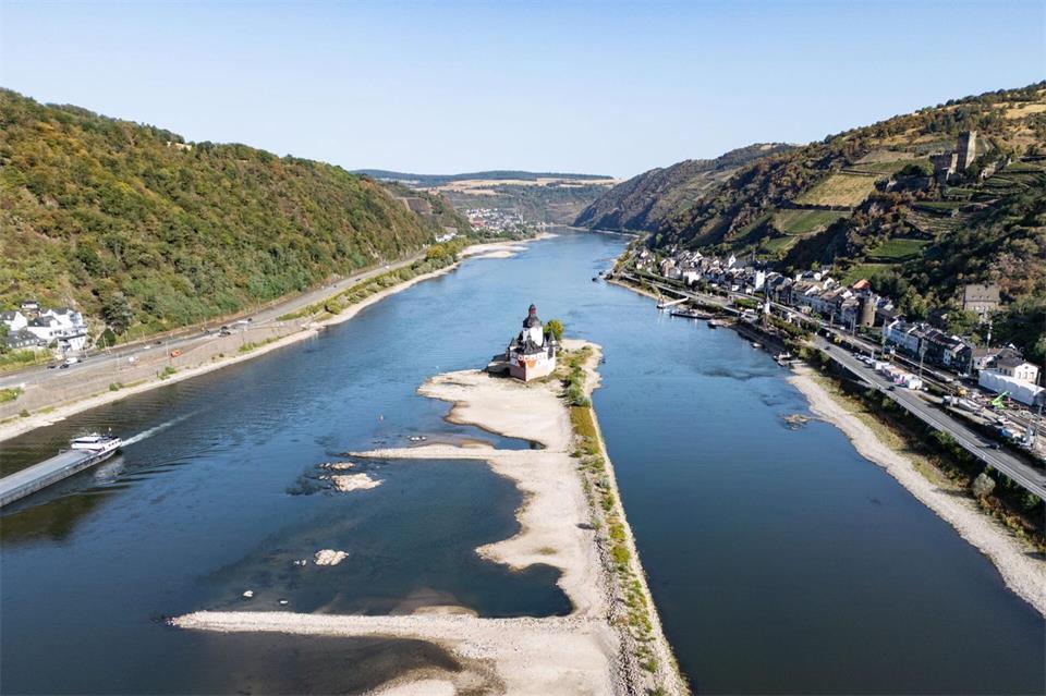 Hitze und Dürre habe Rheinland-Pfalz stärker getroffen als andere Bundesländer. (Archivbild)Boris Roessler/dpa