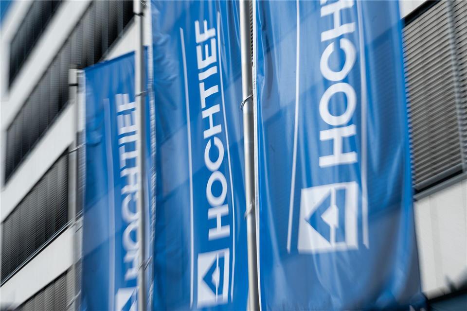 Hochtief gehört schon seit 2011 mehrheitlich dem spanischen Baukonzern ACS. Mittlerweile halten die Spanier rund 80 Prozent an Hochtief.Fabian Strauch/dpa