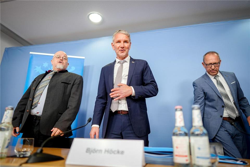 Höcke sieht Gutachten auch als wichtig für Rechtsstreit der Bundes-AfD. Kay Nietfeld/dpa
