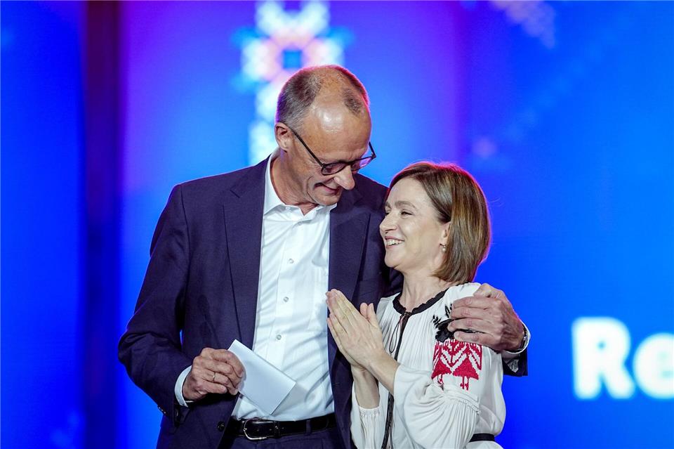 Höhepunkt des Besuchs war ein gemeinsamer Auftritt bei einer großen Unabhängigkeitsparty.Kay Nietfeld/dpa