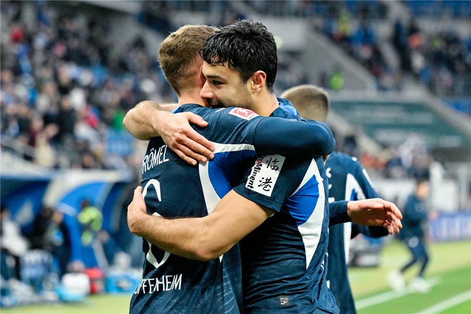 Hoffenheim jubelt im Baden-Duell mit dem SC Freiburg.Uwe Anspach/dpa