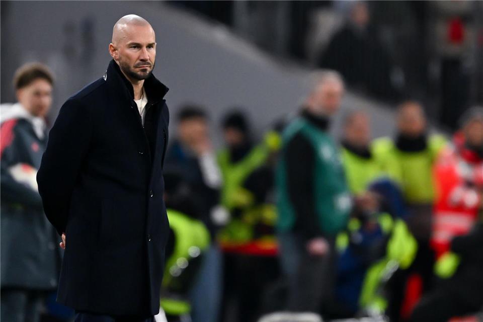 Hoffenheims Trainer Christian Ilzer am Spielfeldrand.Sven Hoppe/dpa