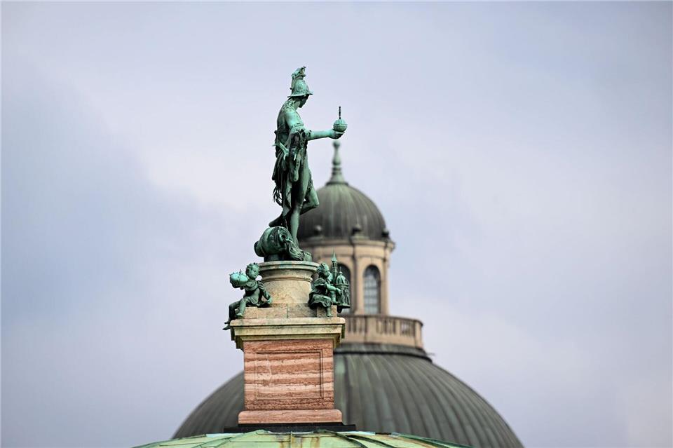 Hoffnung auf Sonne gibt es in den kommenden Tagen kaum.Felix Hörhager/dpa