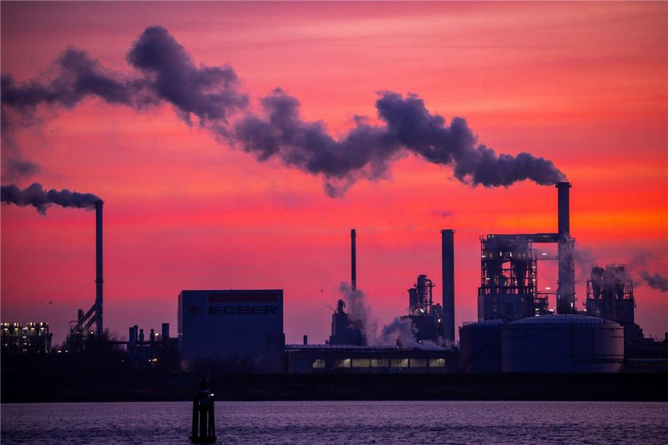 Hoffnung für die deutsche Industrie: Im Dezember stiegen der Auftragseingang den vierten Monat in Folge (Archivbild)Jens Büttner/dpa