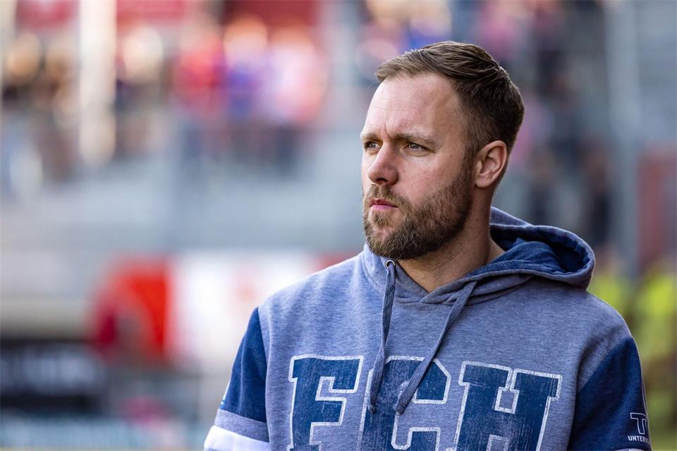 Hofft auf eine Überraschung im Pokal: Hansa-Coach Daniel Brinkmann. (Archivbild)Frank Hammerschmidt/dpa