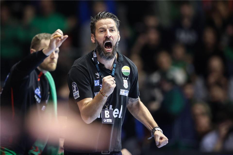 Hofft mit dem SC Magdeburg auf das Double: Trainer Bennet Wiegert. (Archivbild)Ronny Hartmann/dpa-Zentralbild/dpa