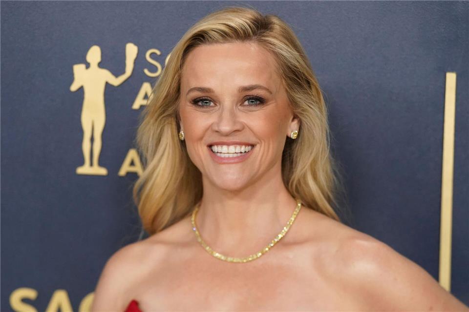 Hollywoodstar Reese Witherspoon ist mit ihrer Produktionsfirma Hello Sunshine an Bord. (Archivbild) Jordan Strauss/Invision via AP/dpa