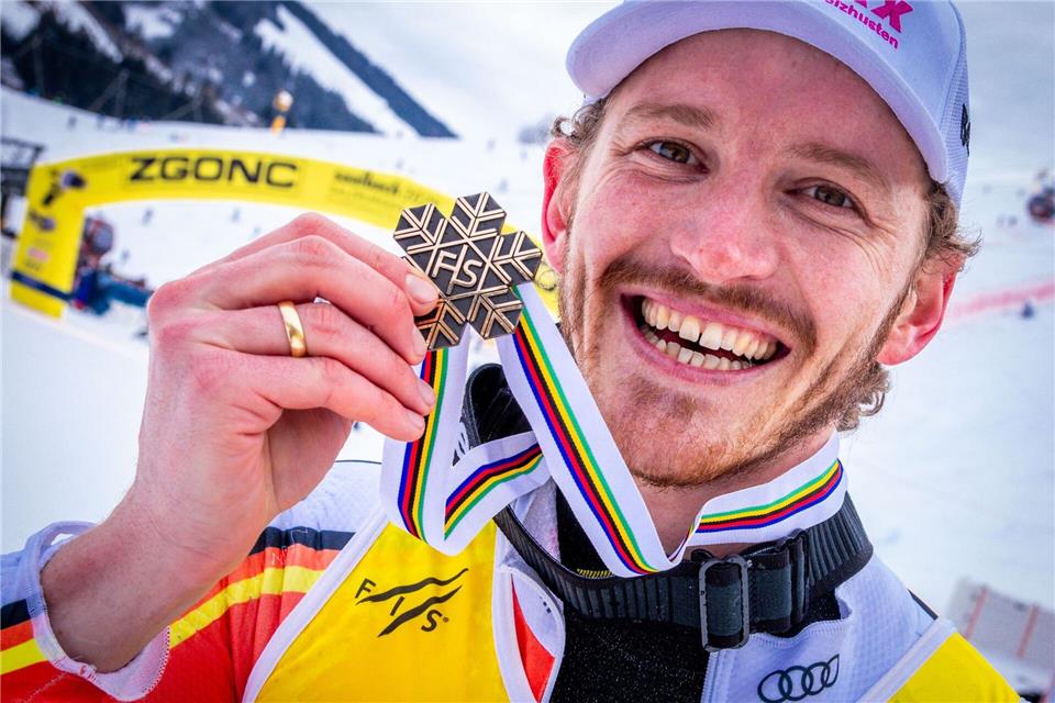 Holte die einzige deutsche Medaille bei der WM in Saalbach: Linus Straßer.Jens Büttner/dpa