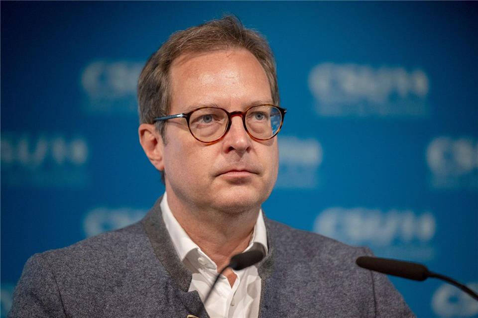 Huber fordert Untersuchungsausschuss zu Habecks Wirken. (Archivbild)Peter Kneffel/dpa