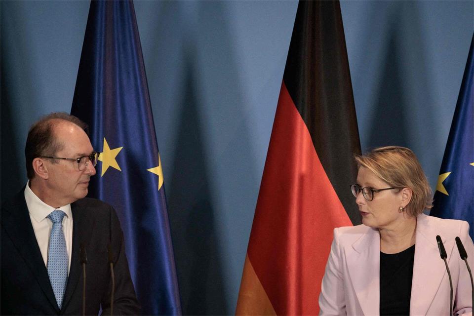 Hubig sieht noch „viele Fragezeichen“ bei Plänen zu erschwerten Enteignungen. (Archivbild)Carsten Koall/dpa