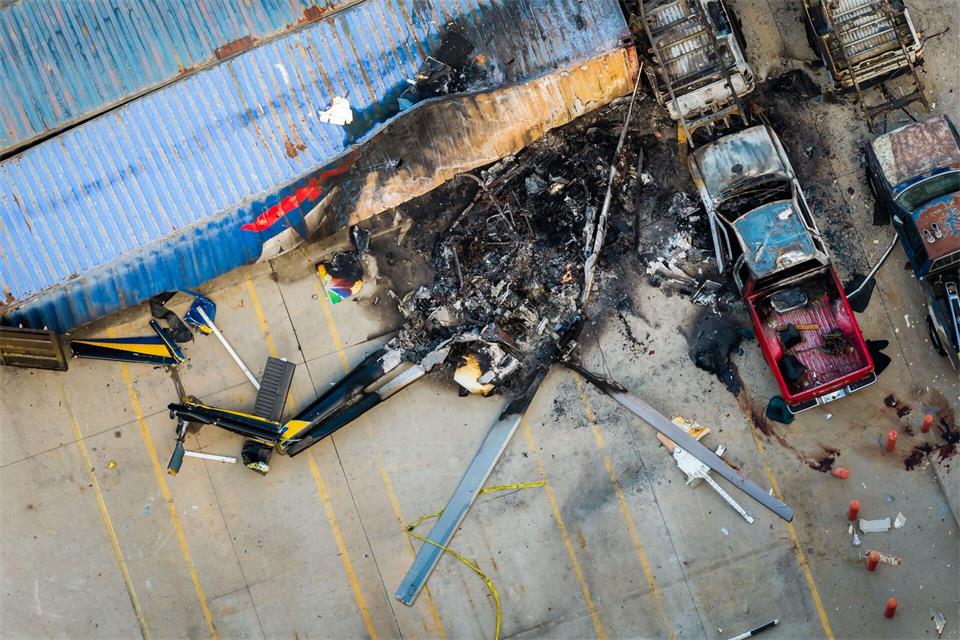 Hubschrauberabsturz in LA: Blick auf die AbsturzstelleEthan Swope/FR171736 AP/AP/dpa
