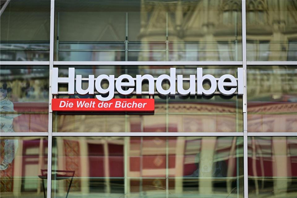 Hugendubel zählt zu den größten Buchhändlern in Deutschland. (Archivbild)Martin Schutt/dpa