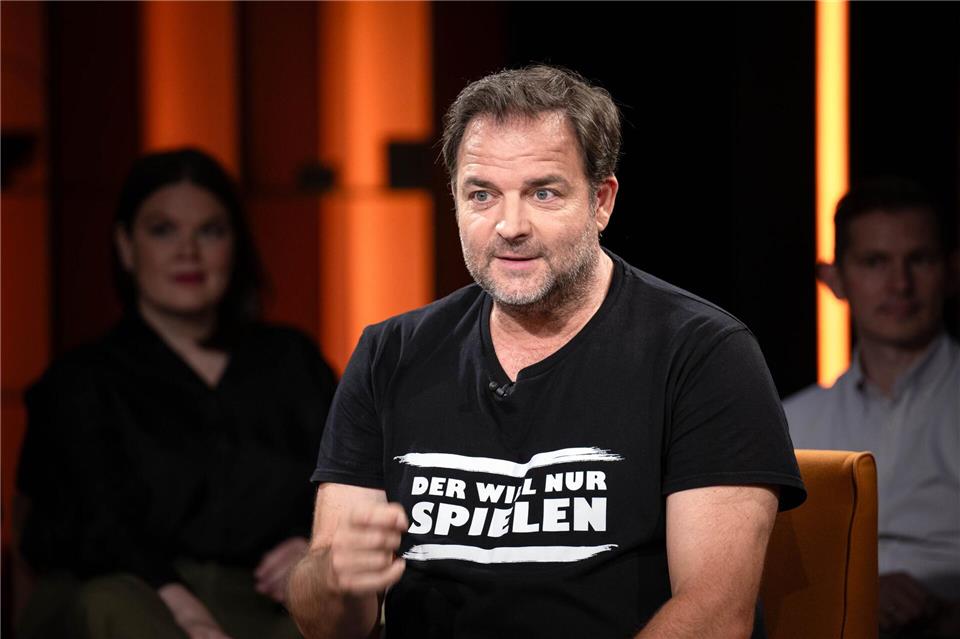 Hundeexperte Martin Rütter hat seine letzte Tour angekündigt. (Archivbild) Sina Schuldt/dpa