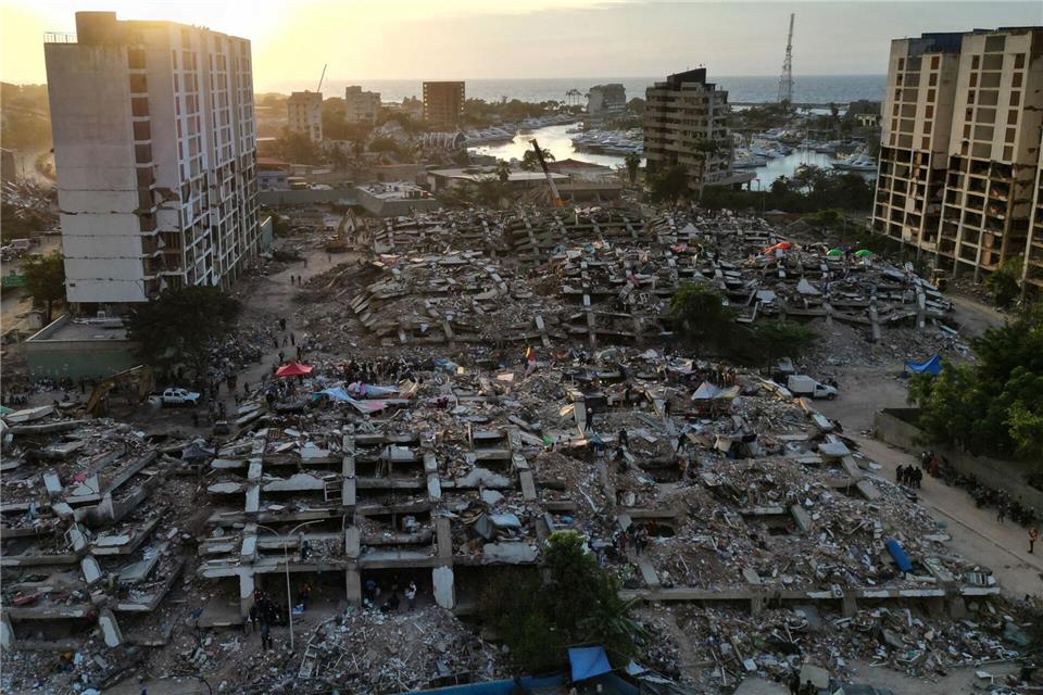 Hunderte Gebäude wurden zerstört. (Archivbild)Ariana Cubillos/AP/dpa