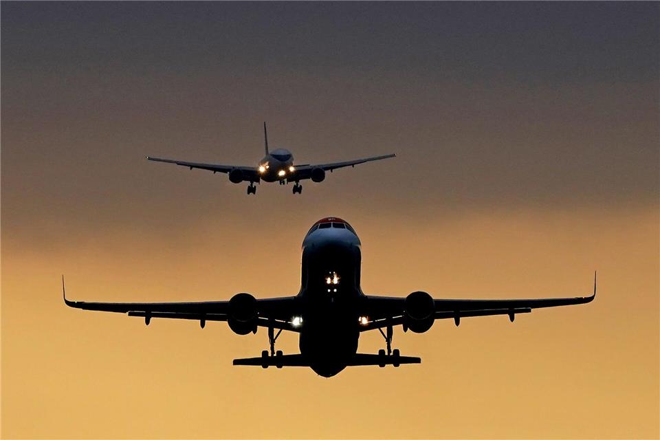 Hunderte Millionen Menschen fliegen jedes Jahr in der EU. (Archivbild)Gareth Fuller/PA Wire/dpa