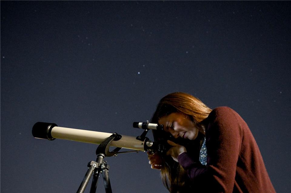 Hunderte Sternschnuppen sind in der Nacht auf Mittwoch an unserem Himmel verglüht.Britta Pedersen/dpa
