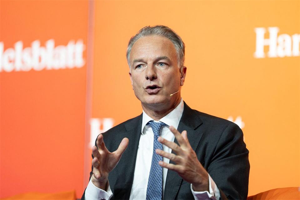 ING-Konzernchef Steven van Rijswijk will am kostenlosen Girokonto bei der 100-Prozent-Tochter ING Deutschland festhalten.Florian Wiegand/dpa