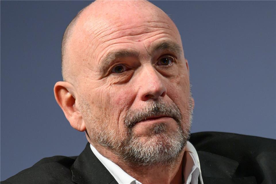 IWH-Präsident Reint Gropp wirbt in Halle dafür den Strukturwandel nicht allein über den Erhalt bestehender Industrien zu steuern.Hendrik Schmidt/dpa