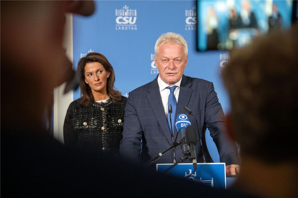 „Ich gehe davon aus, dass wir im Frühjahr kommenden Jahres mit dem Bundesjagdrecht auch durch den Bundesrat durch sein müssten“, sagte Rainer.Pia Bayer/dpa