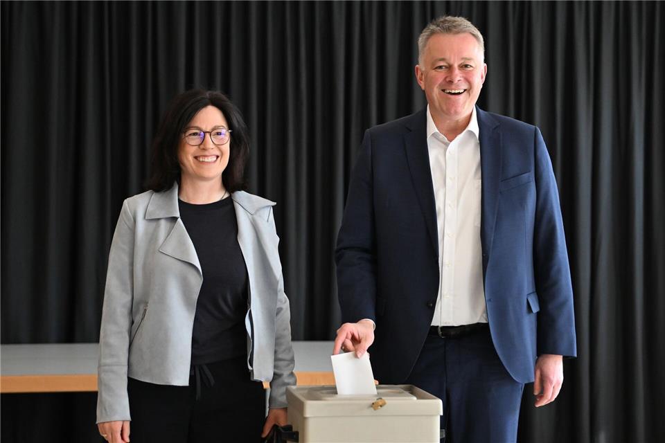 „Ich gehe mit einem tollen Gefühl in den Tag“, sagte Schnieder.Harald Tittel/dpa