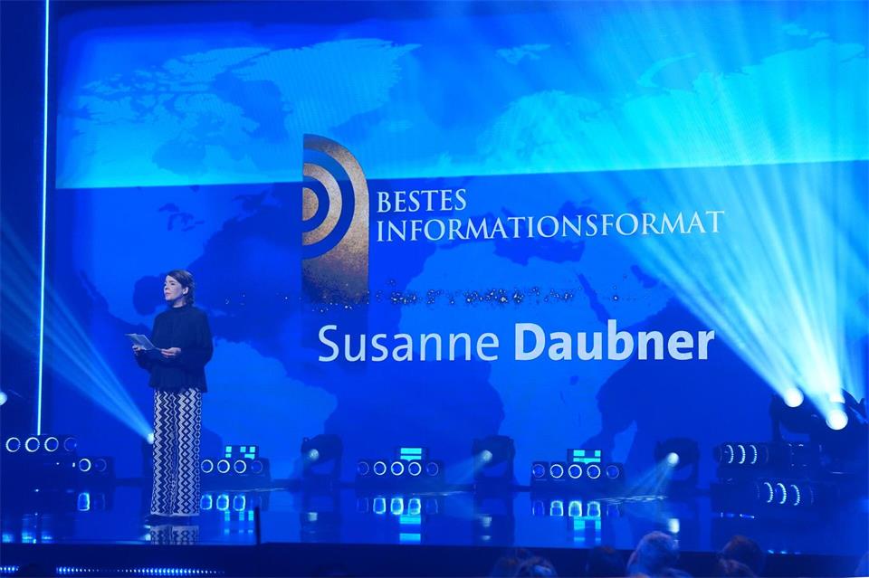 „Ich liebe das Radio“, sagte „Tagesschau“-Moderatorin bei der Verleihung des Deutschen Radiopreises.Marcus Brandt/dpa Pool/dpa