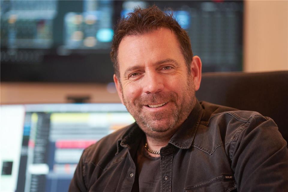 Ikke Hüftgold beschreibt seinen verstorbenen Vater als den „positivsten“ Menschen. (Archivbild)Thomas Frey/dpa