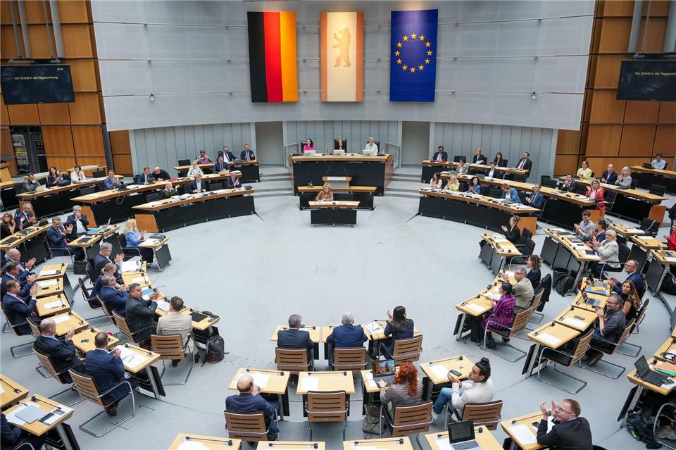 Im Berliner Abgeordnetenhaus wurde über die Bewerbung Berlins für Olympische und Paralympische Spiele abgestimmt.Soeren Stache/dpa