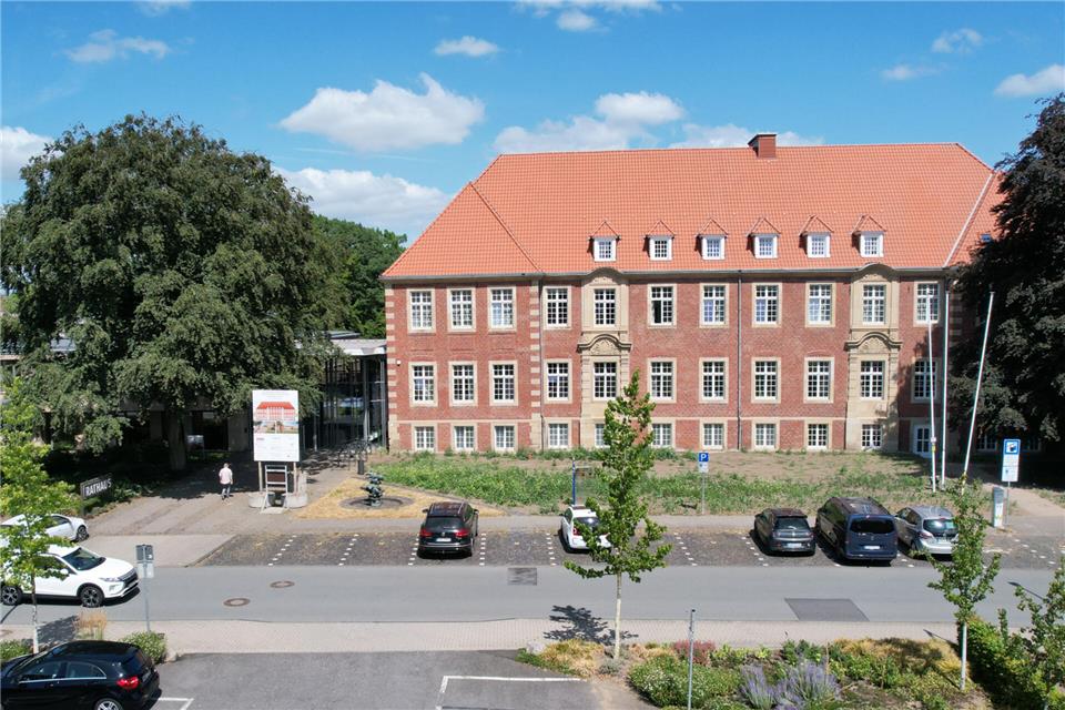 Im Borkener Rathaus sind im vergangenen Jahr mehr Gewerbesteuer-Einnahmen eingegangen als erwartet.