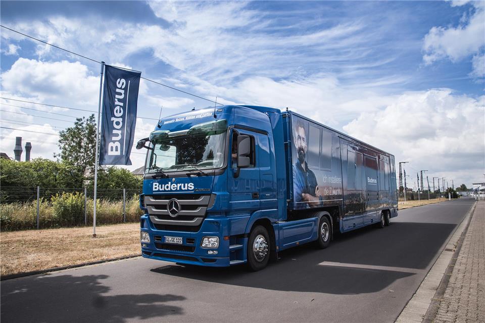 Im Buderus Truck können sich die Besucher beim Tag der offenen Tür an der Aechterhookstraße 32 über Wärmepumpen der Firma Buderus informieren. Auch von der Firma Wolf wird ein Truck kommen.
