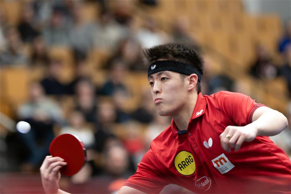 Im EM-Halbfinale: Tischtennis-Profi Dang Qiu.Soeren Stache/dpa