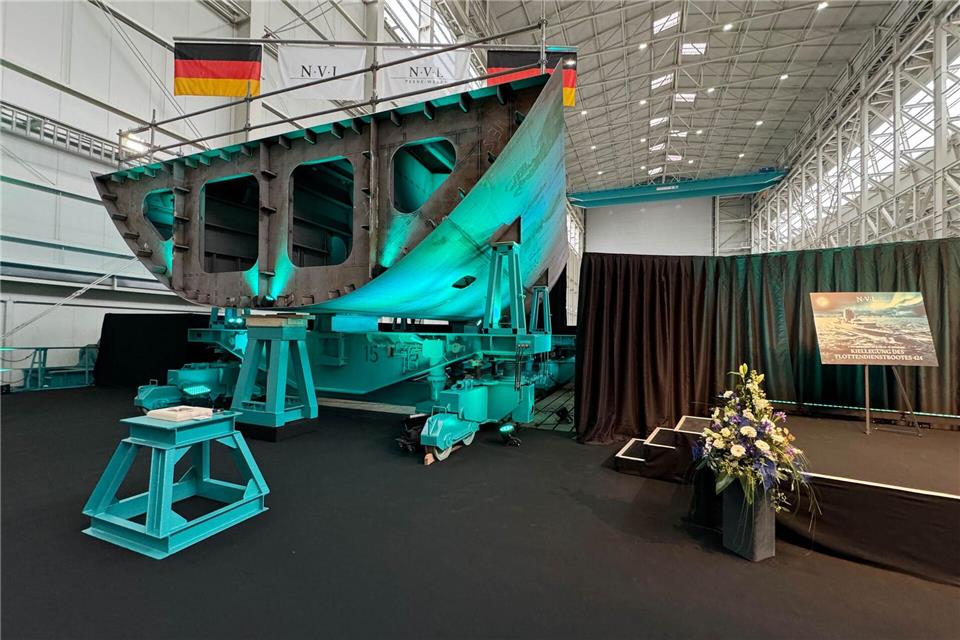 Im Februar ist bereits das erste von drei neuen Flottendienstbooten in Wolgast auf Kiel gelegt worden. (Archivbild)Stefan Sauer/dpa